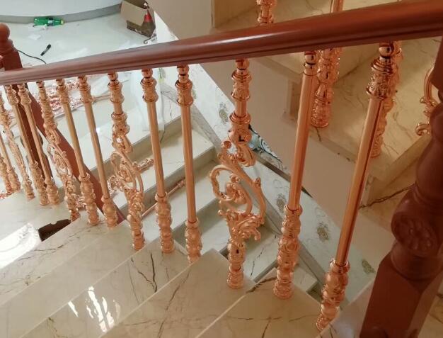 輕奢樓梯扶手(圖2) 輕奢樓梯扶手(圖2)